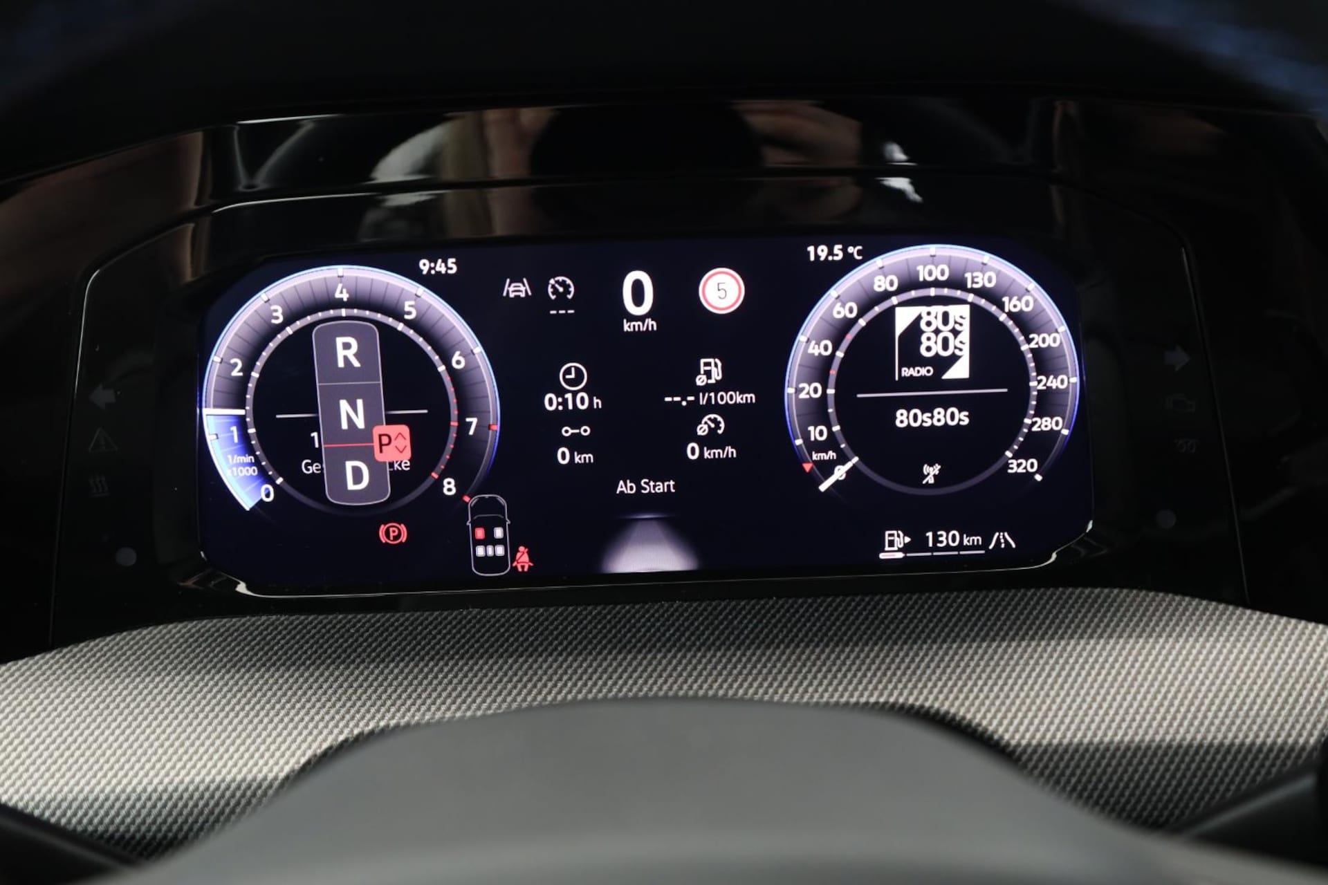 Volkswagen Golf Variant R
