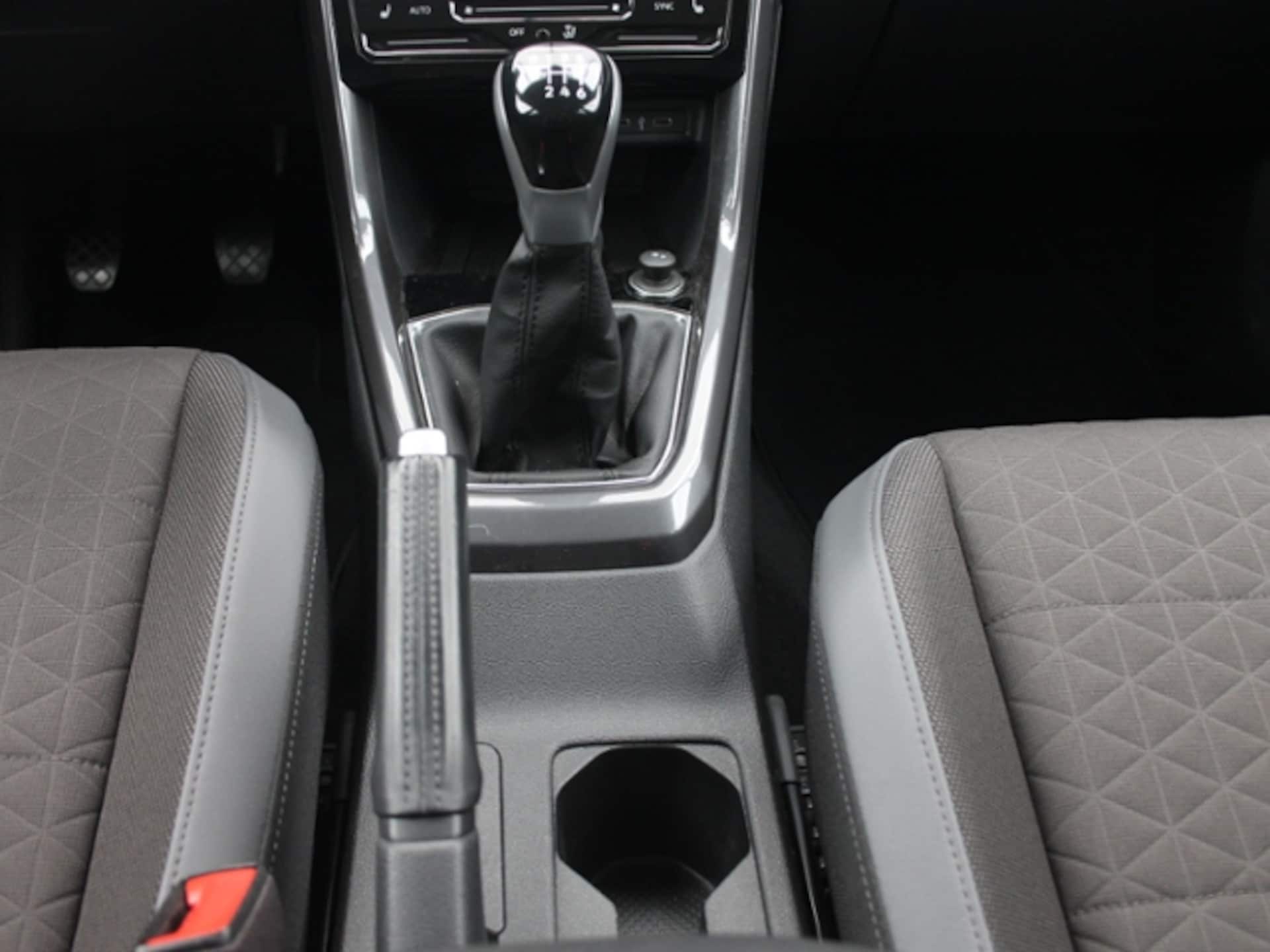 Volkswagen T-Cross Style