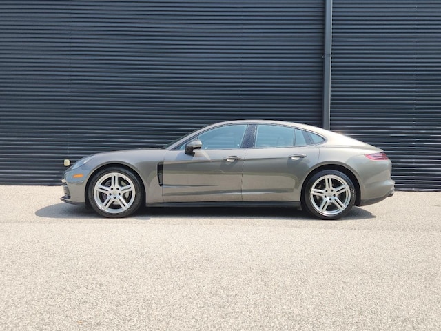 2018 Porsche Panamera