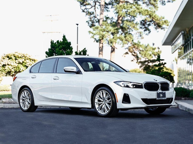 2023 BMW 330i