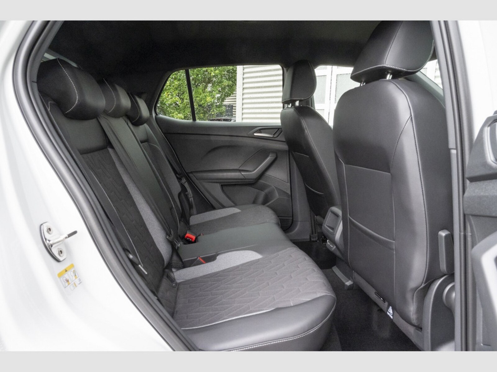Volkswagen T-Cross – Bild 10