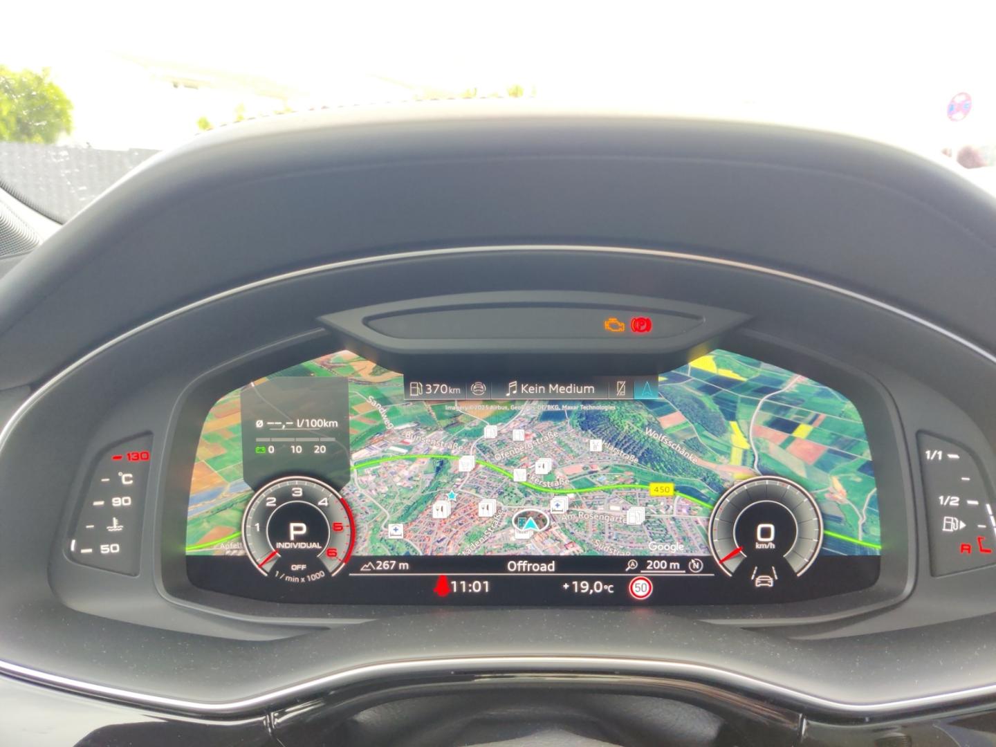 Image about Audi Q7 SUV S line 50 TDI quattro tiptronic