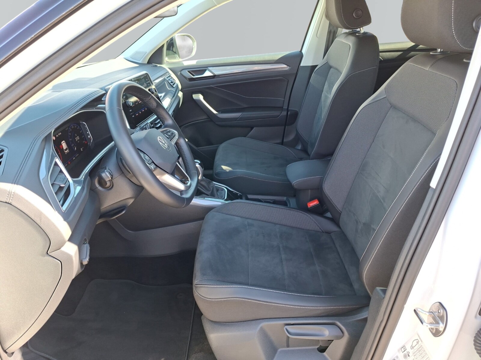 Volkswagen T-Roc – Bild 8