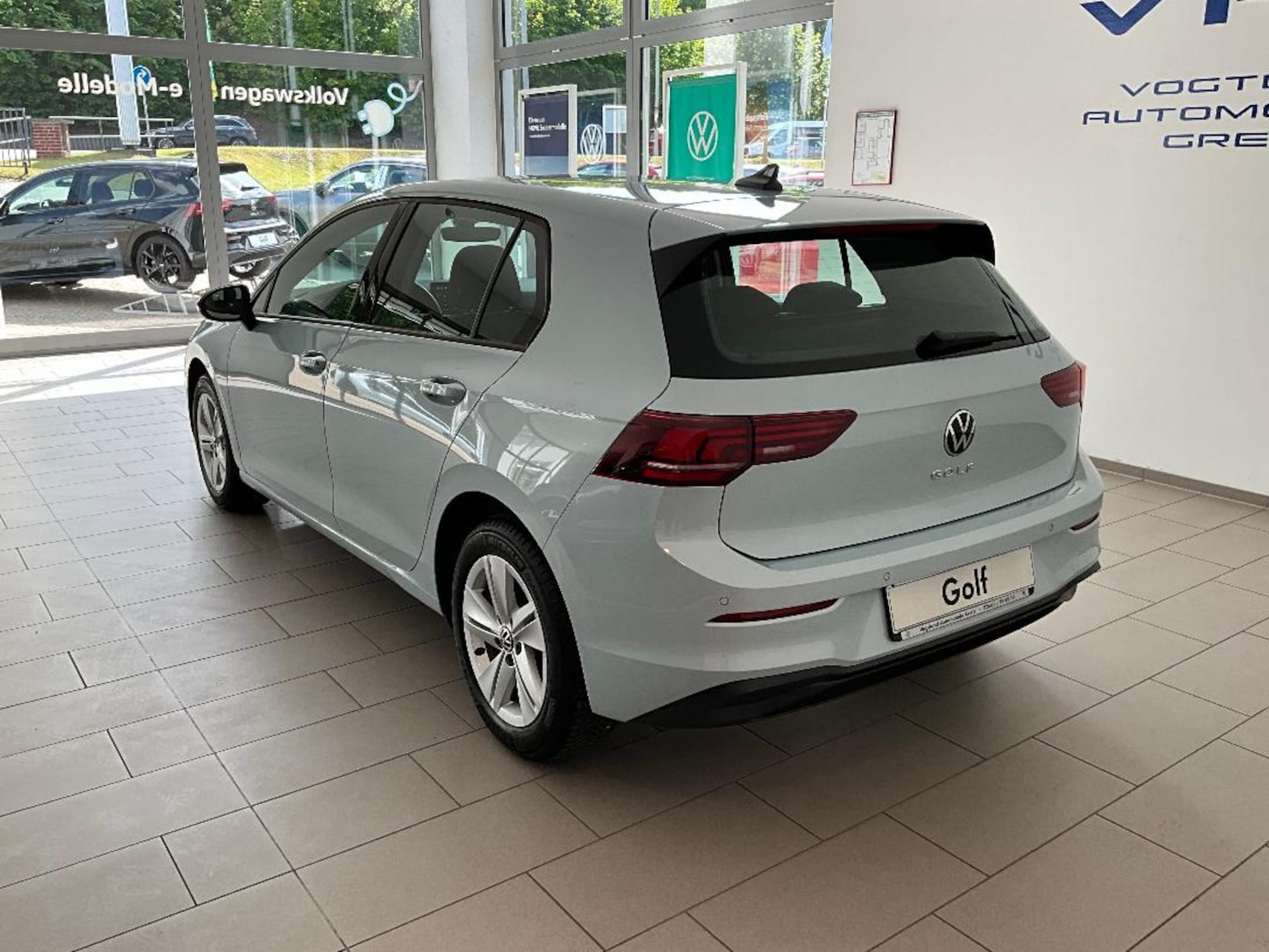Volkswagen Golf Life