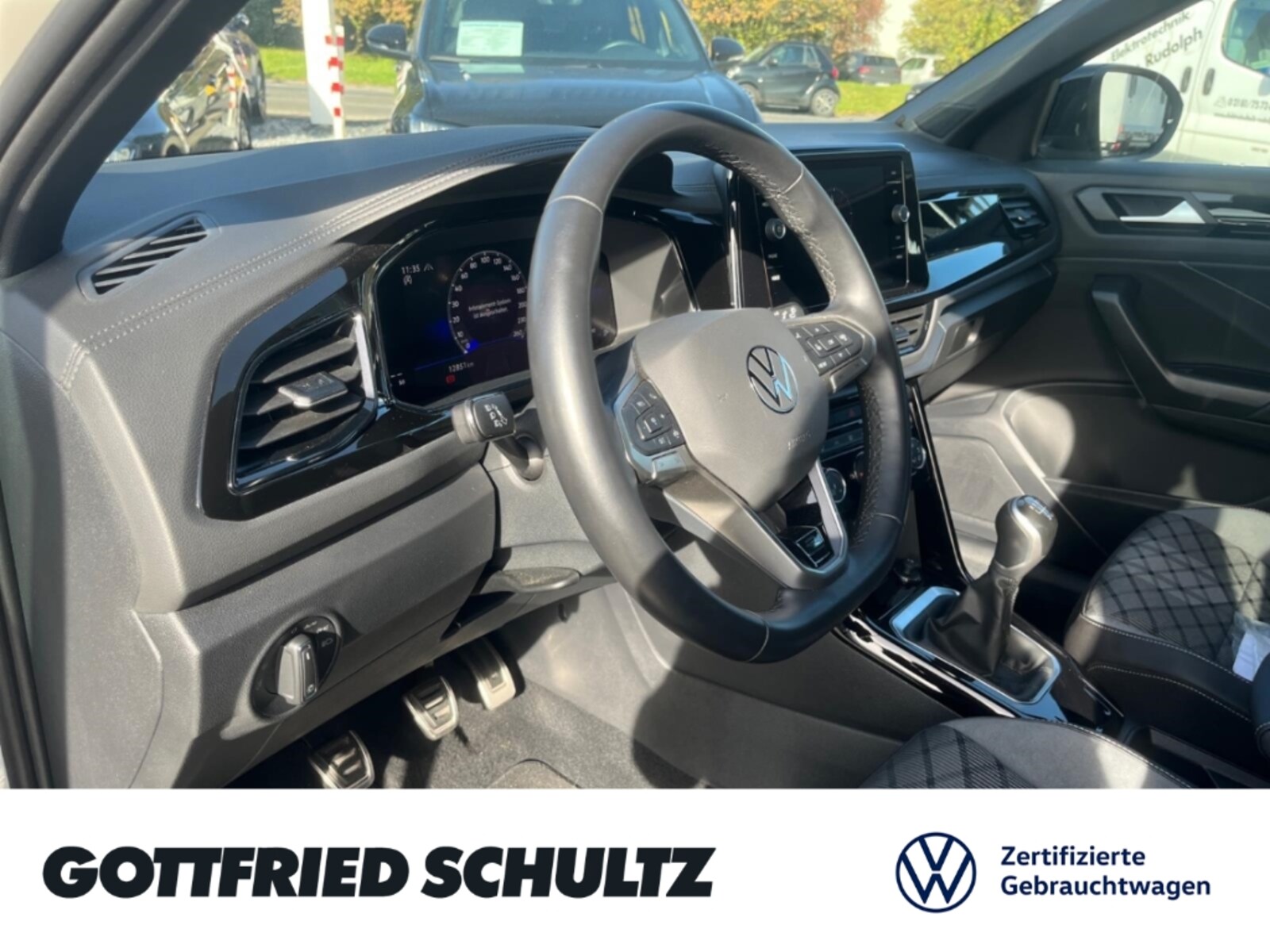 Volkswagen T-Roc – Bild 12