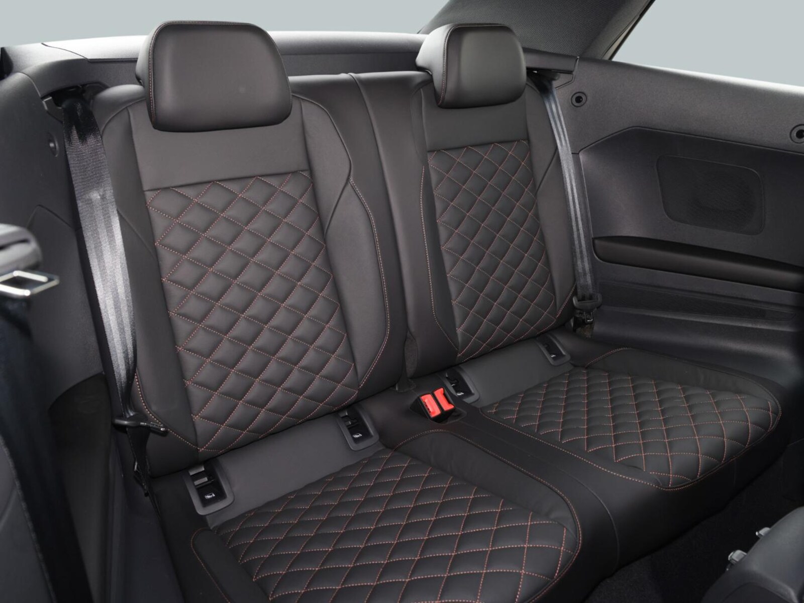 Volkswagen T-Roc Cabriolet – Bild 19