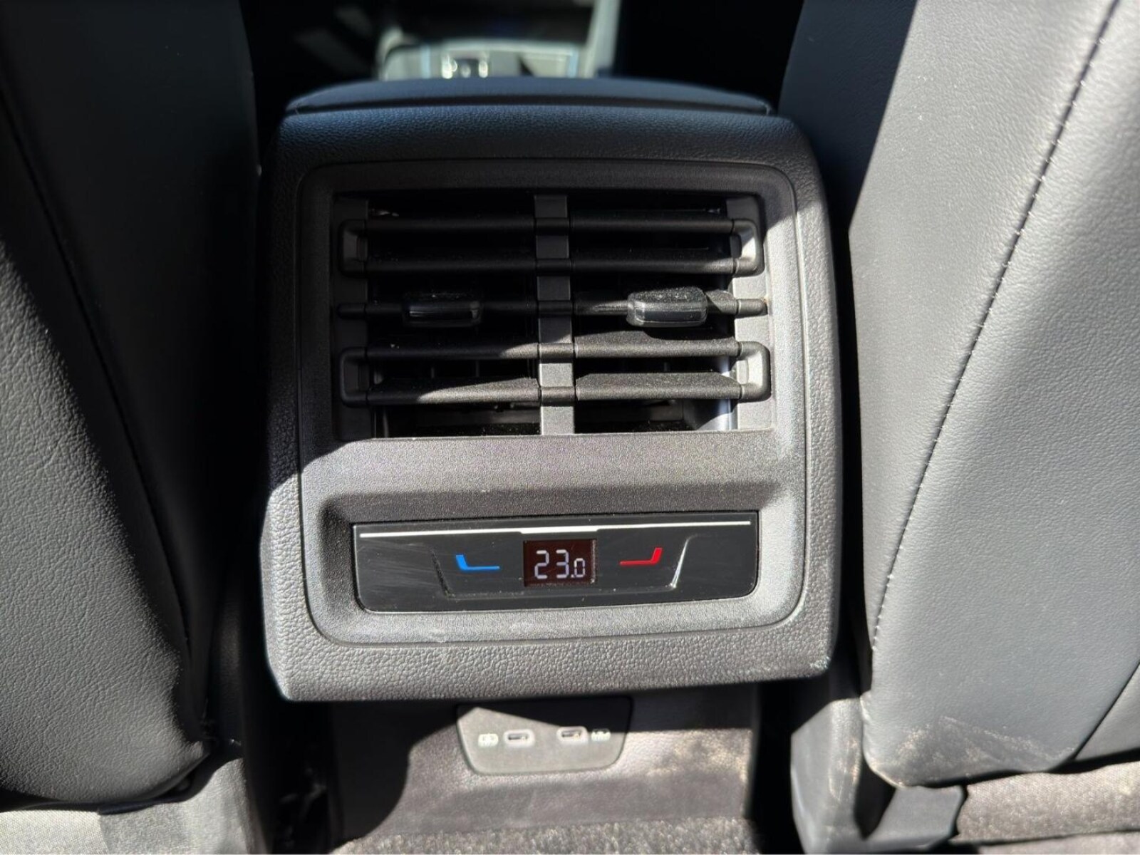 Volkswagen Golf Variant – Bild 21
