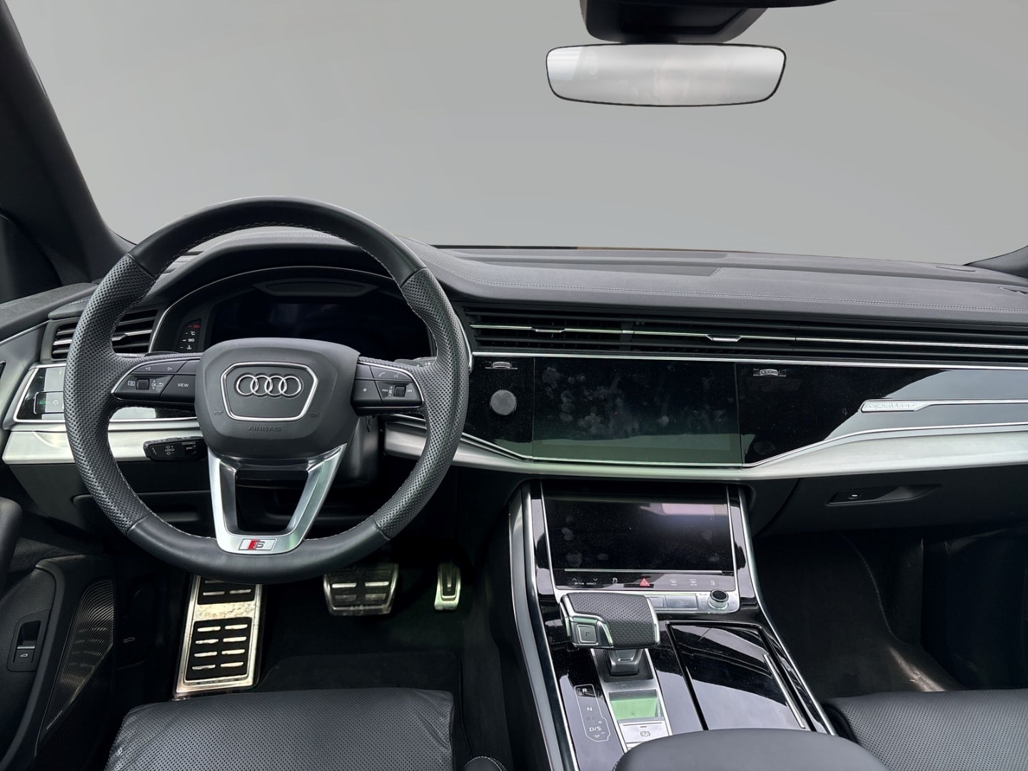 Bild über Audi SQ8 TFSI quattro tiptronic - für weitere Informationen kontaktieren Sie den Audi Partner