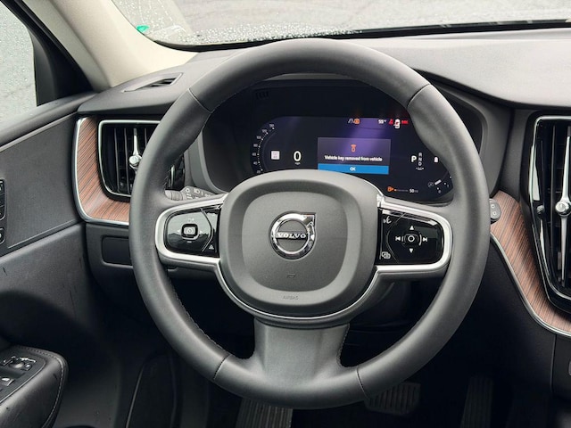 2023 Volvo XC60