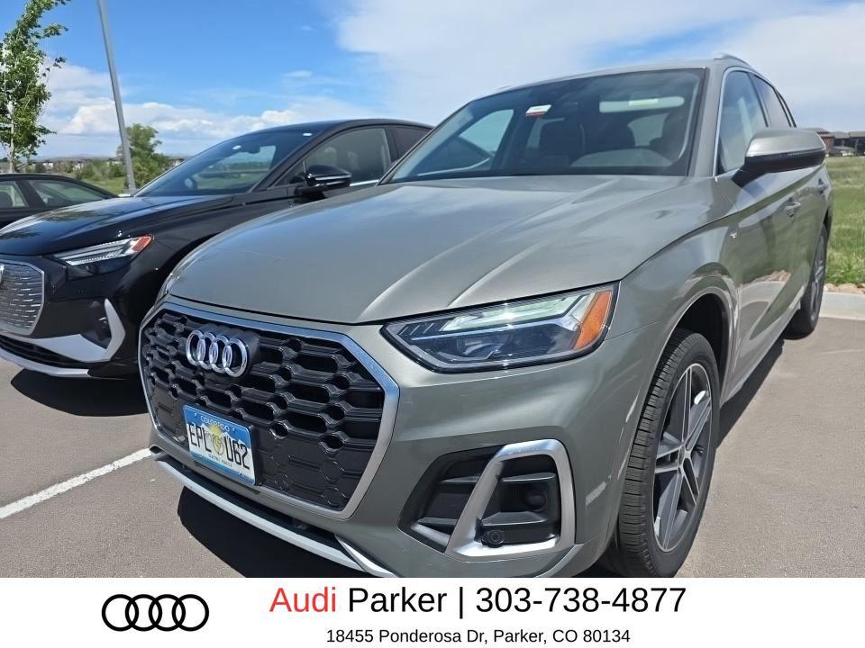 2025 Audi Q5 55 e Premium Plus's photo