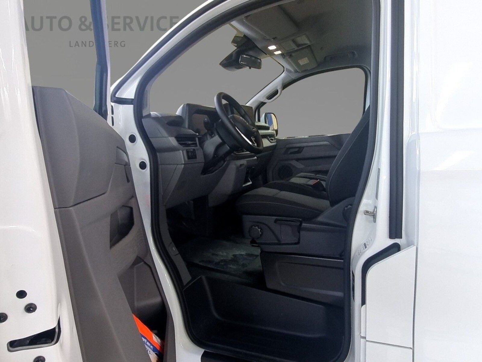Volkswagen Transporter Kasten kurzer Radstand – Bild 7