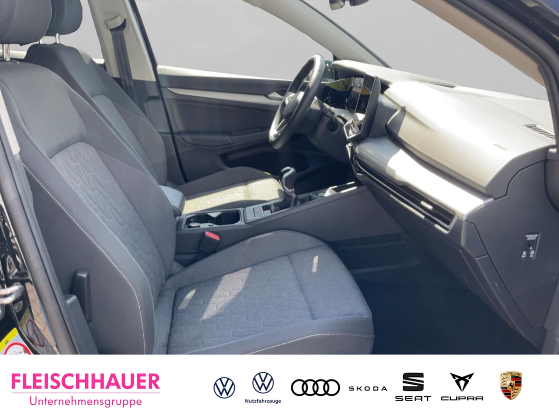 Volkswagen Golf Life