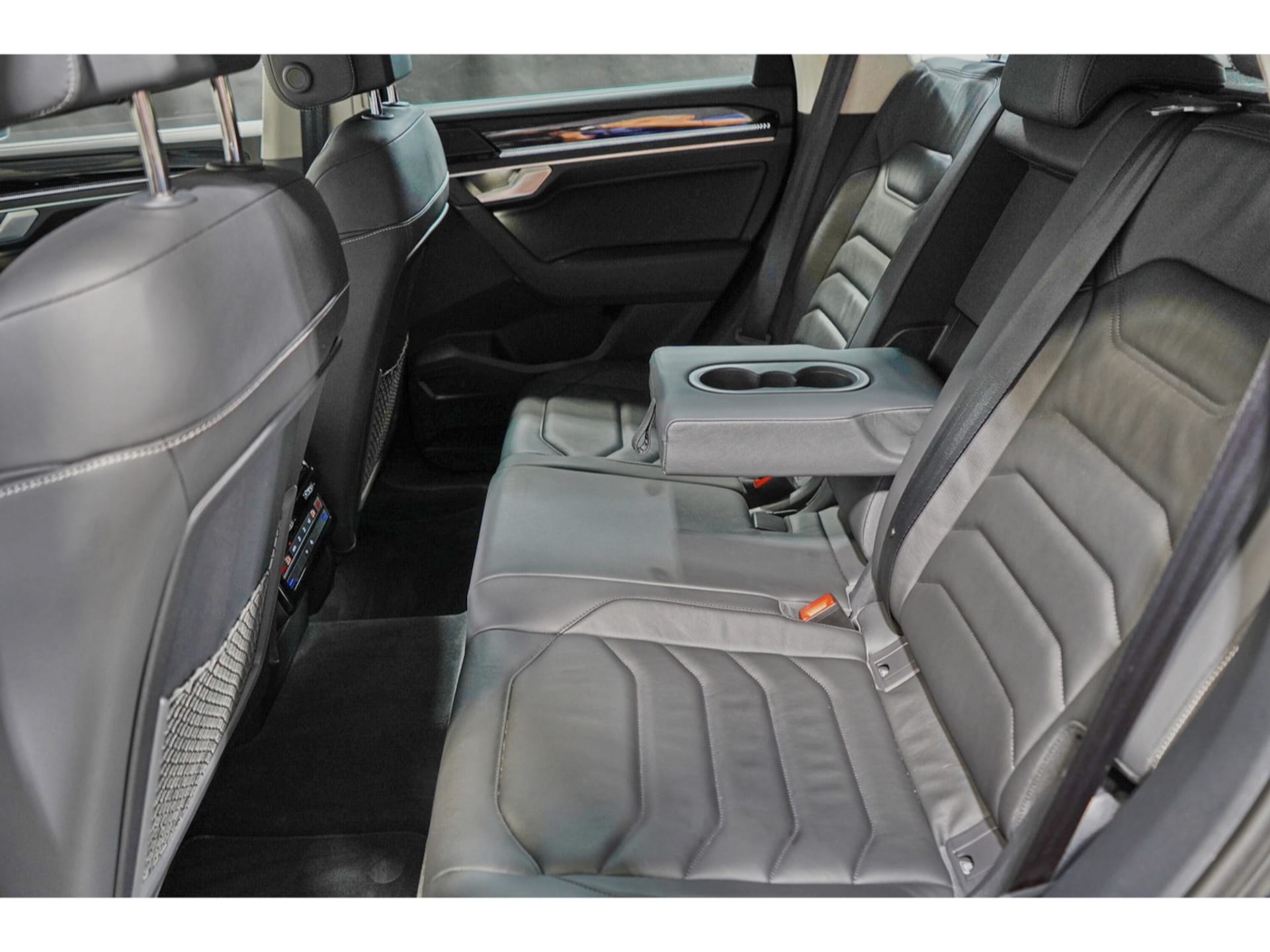 Volkswagen Touareg Basis-Modell