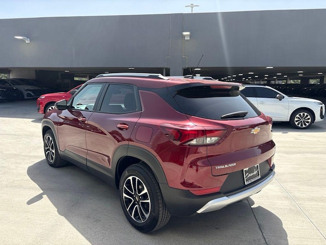 2025 Chevrolet Trailblazer LT - Photo 8