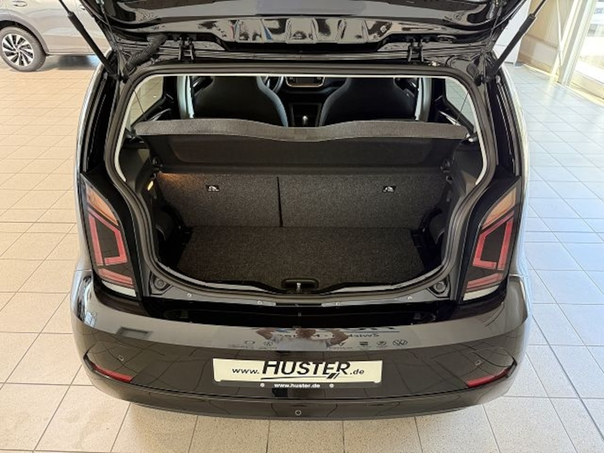Volkswagen e-up! UNITED