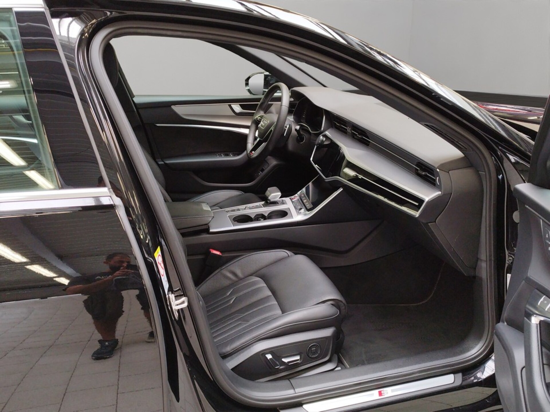 Audi S6 Avant