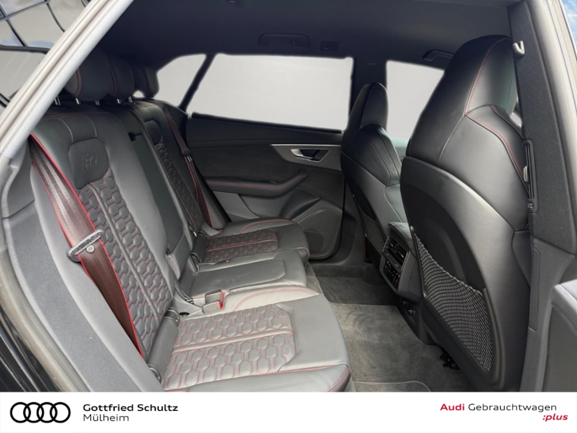 Audi RS Q8 SUV
