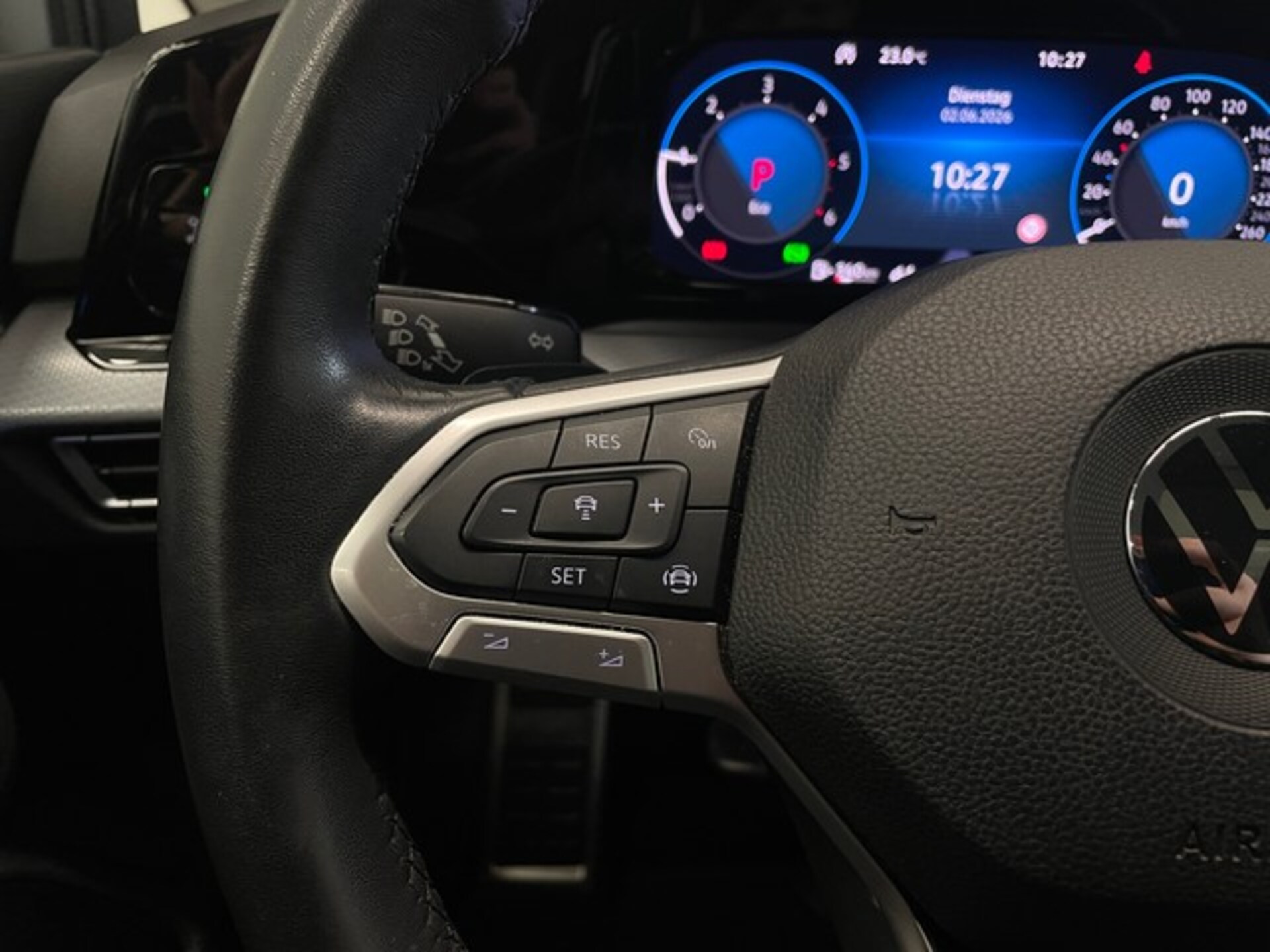Volkswagen Golf Life
