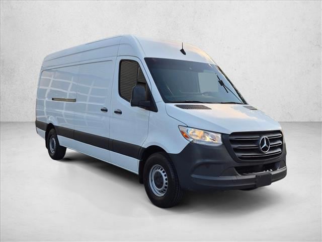 2022 Mercedes-Benz