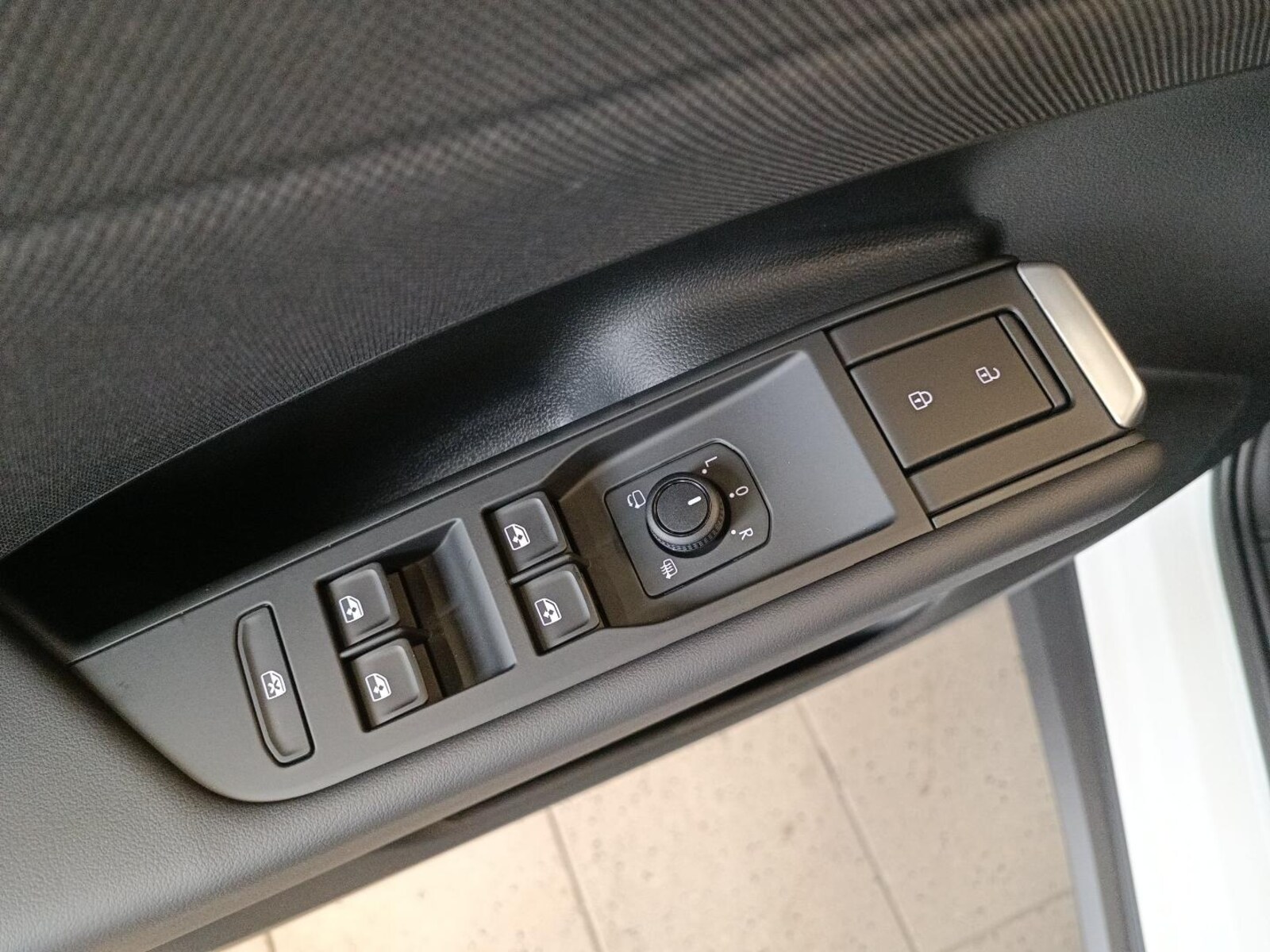 Volkswagen T-Roc – Bild 15