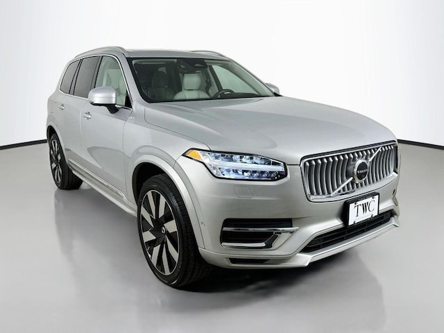 2023 Volvo XC90 Recharge Plug-In Hybrid