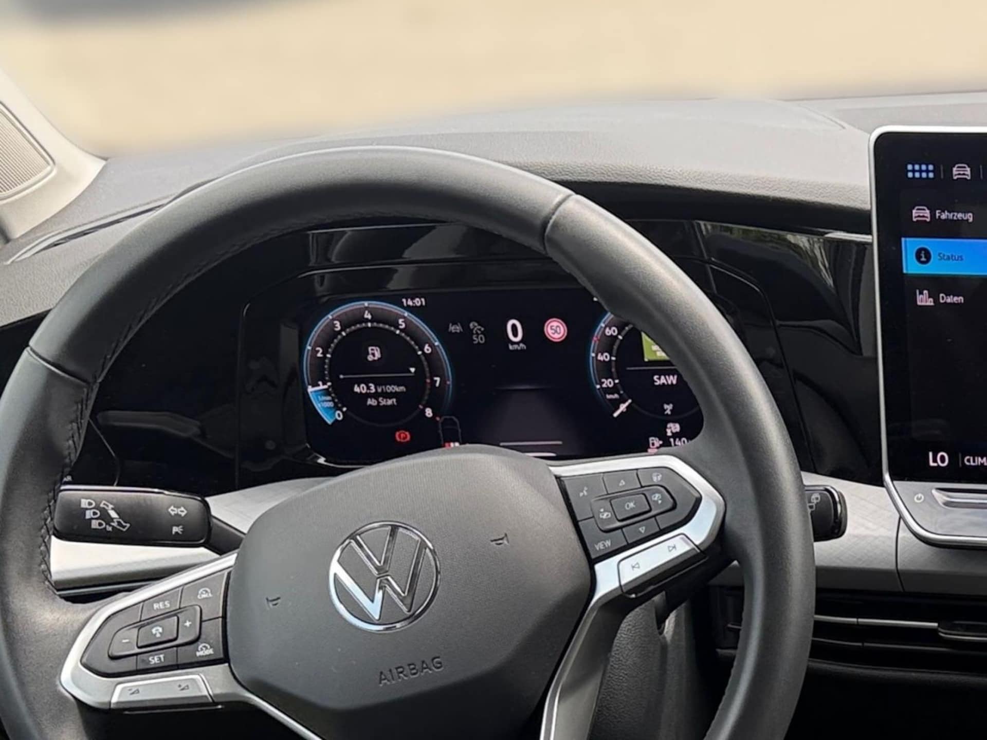 Volkswagen Golf Life