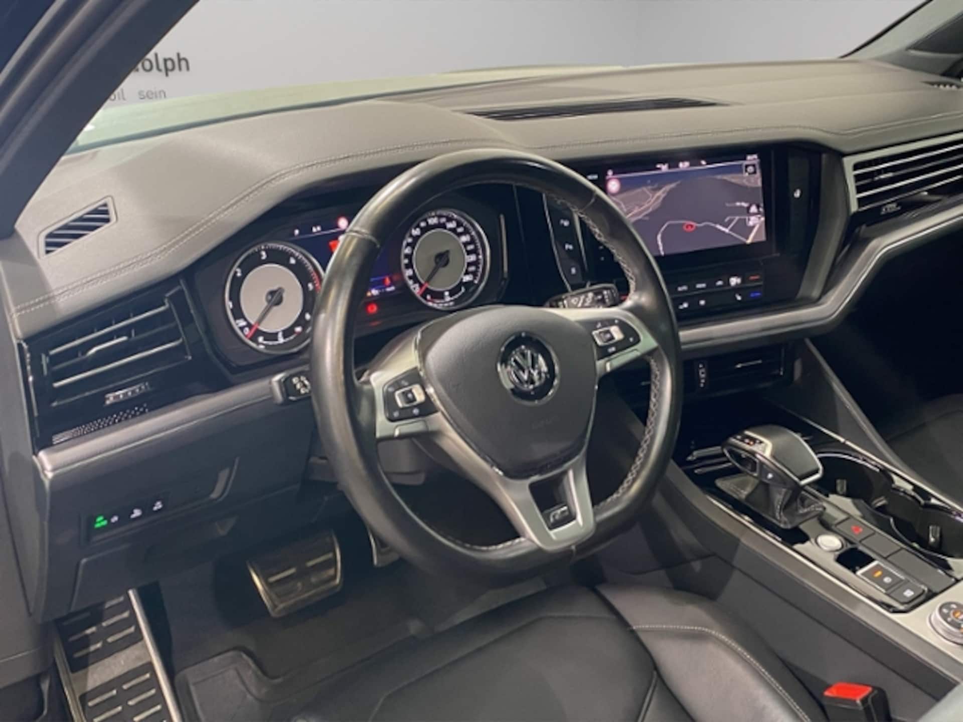 Volkswagen Touareg Basis-Modell