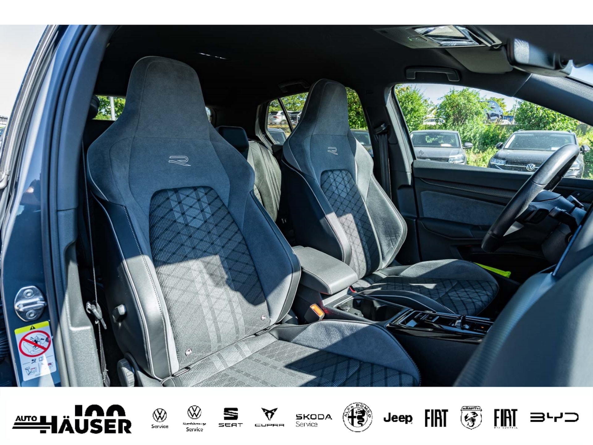 Volkswagen Golf R-Line