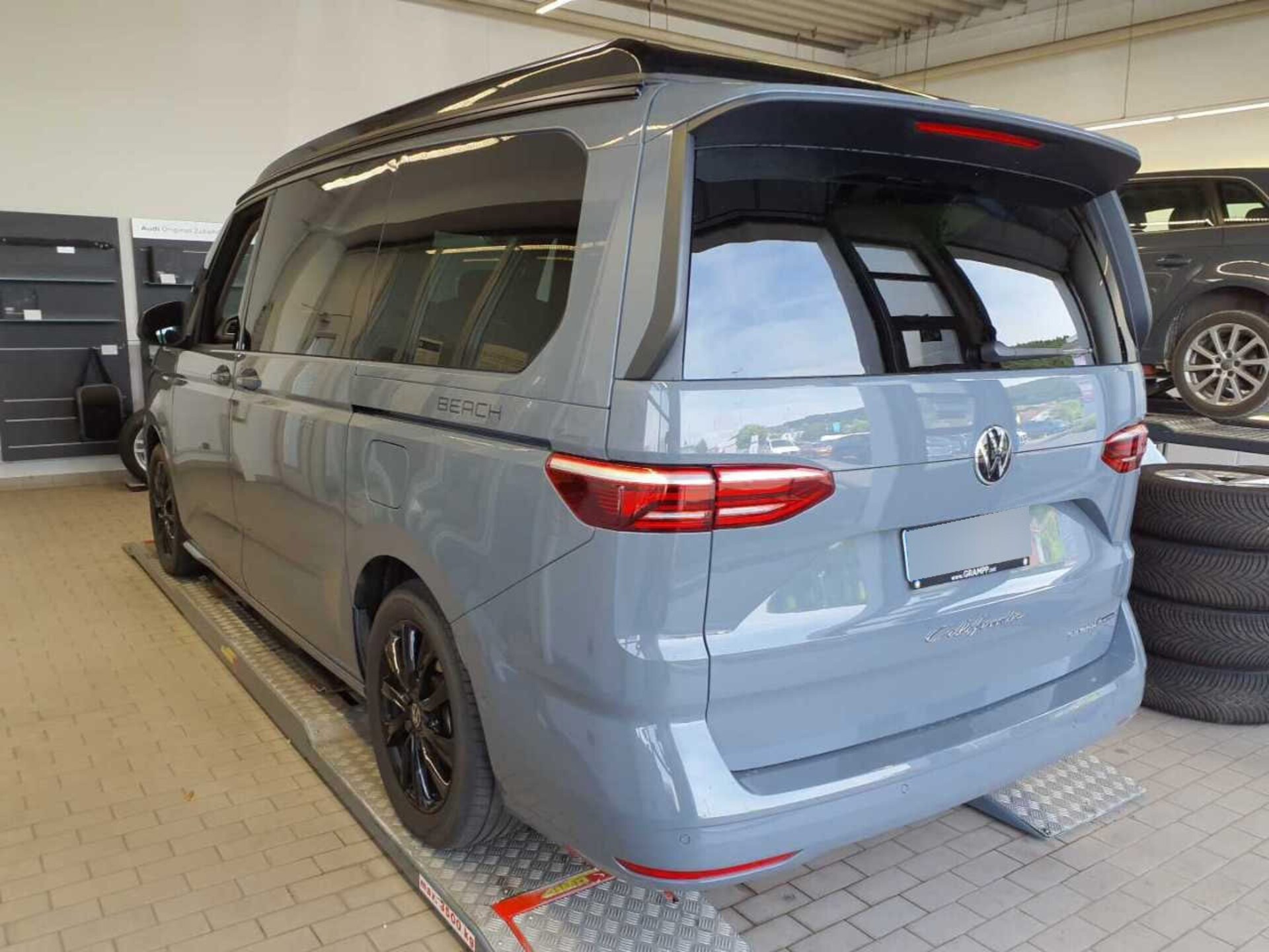 Volkswagen California Beach