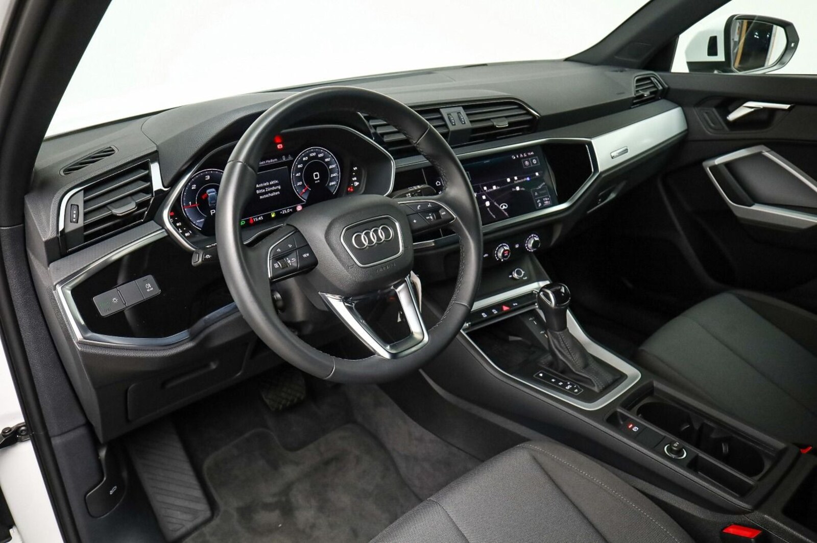 Audi Q3 – Bild 9