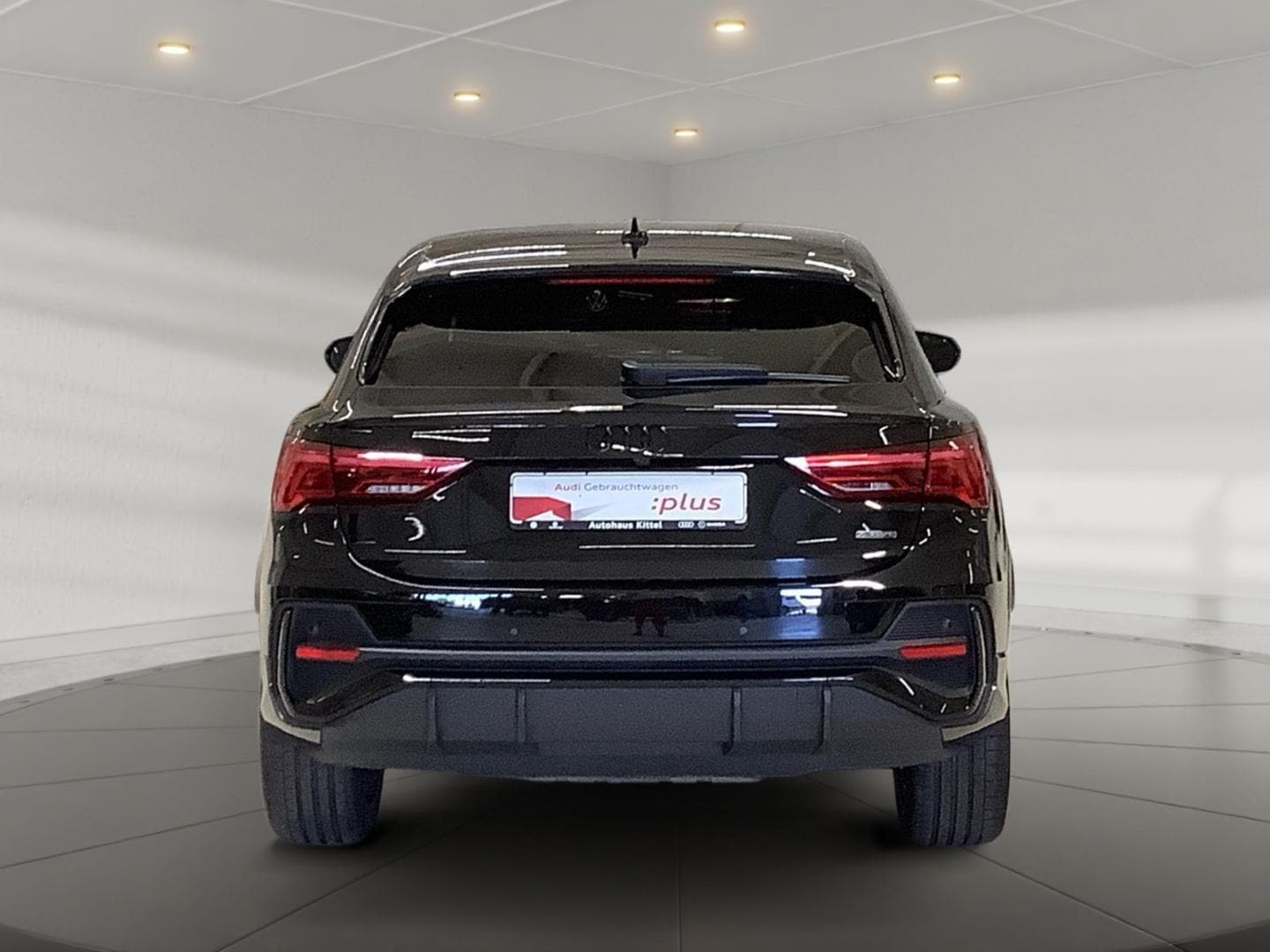 Bild über Audi Q3 Sportback S line 40 TFSI quattro S tronic - für weitere Informationen kontaktieren Sie den Audi Partner