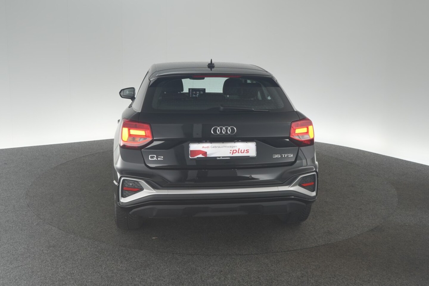 Bild über Audi Q2 S line 35 TFSI S tronic - für weitere Informationen kontaktieren Sie den Audi Partner