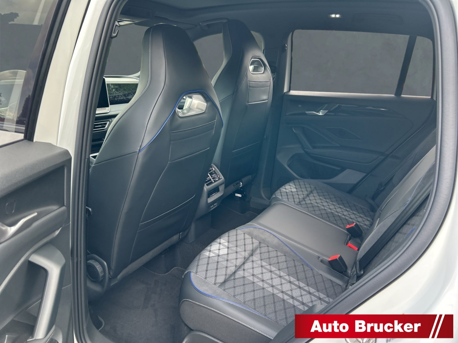 Volkswagen Tiguan – Bild 6