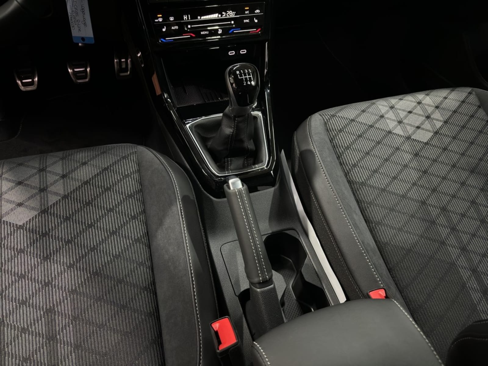 Volkswagen T-Cross – Bild 12