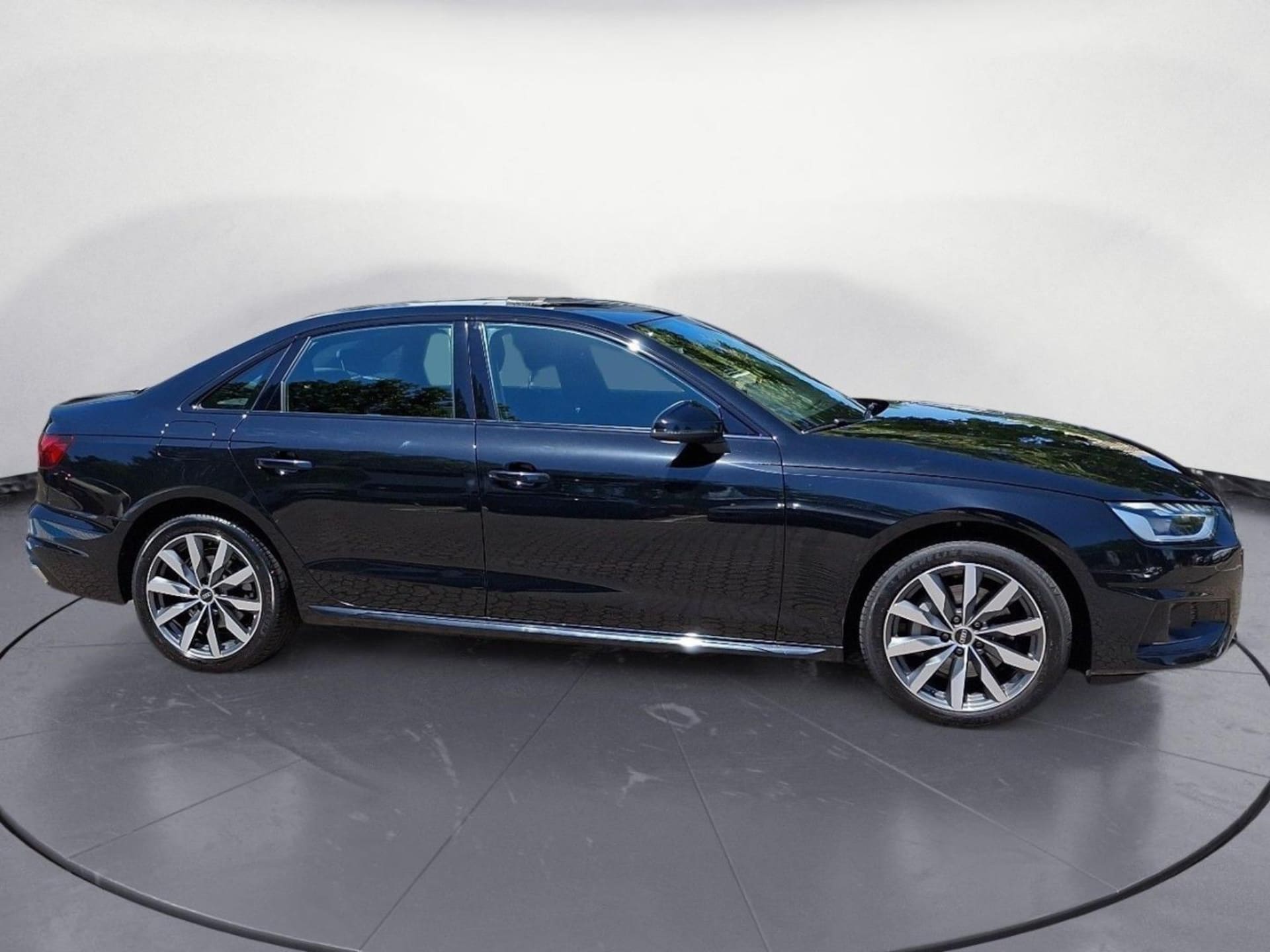 Audi A4 Limousine Advanced