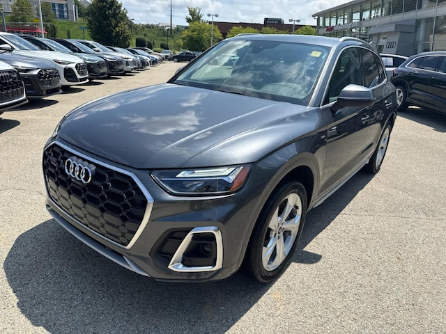Photo of 2023 Audi Q5