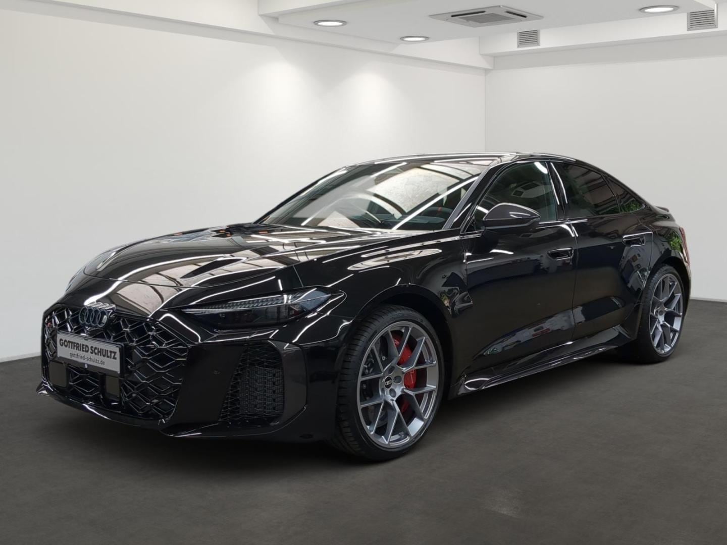 Bild über Audi RS 5 Limousine TFSI quattro 470 kW tiptronic - für weitere Informationen kontaktieren Sie den Audi Partner