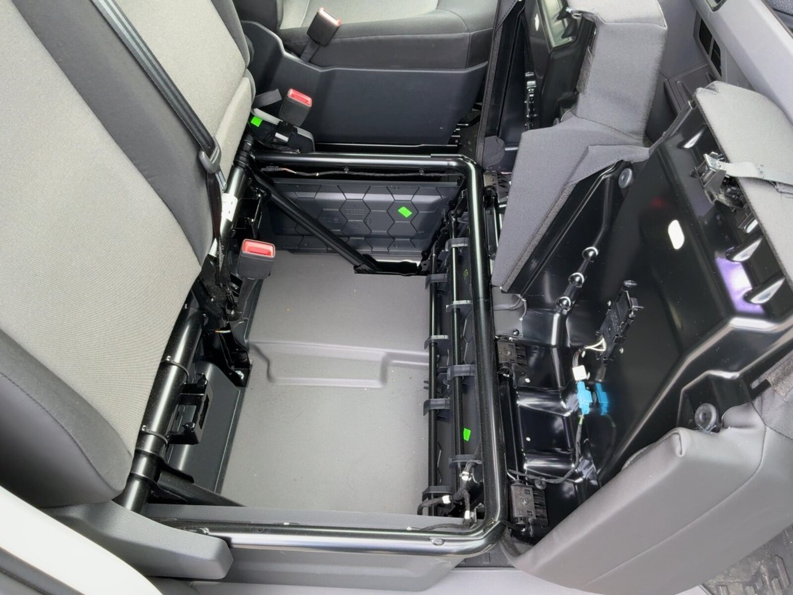 Volkswagen Crafter Kasten mittlerer Radstand – Bild 14