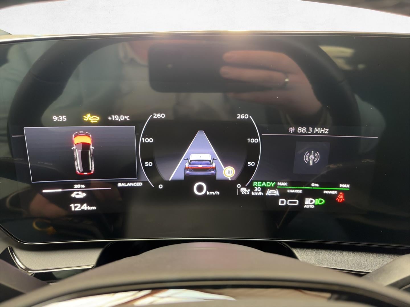 Bild über Audi Q6 SUV e-tron e-tron performance - für weitere Informationen kontaktieren Sie den Audi Partner