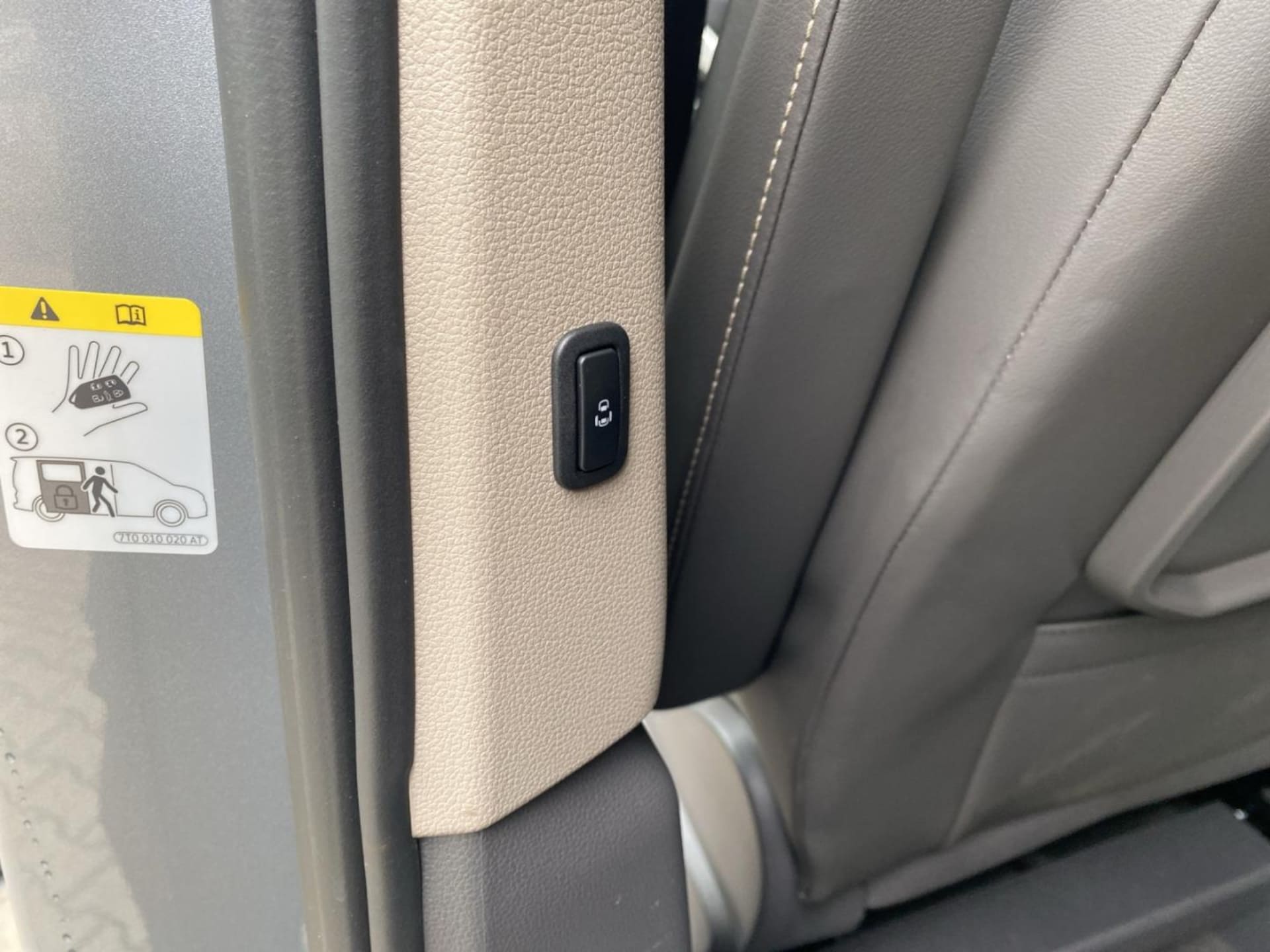Volkswagen Multivan Life