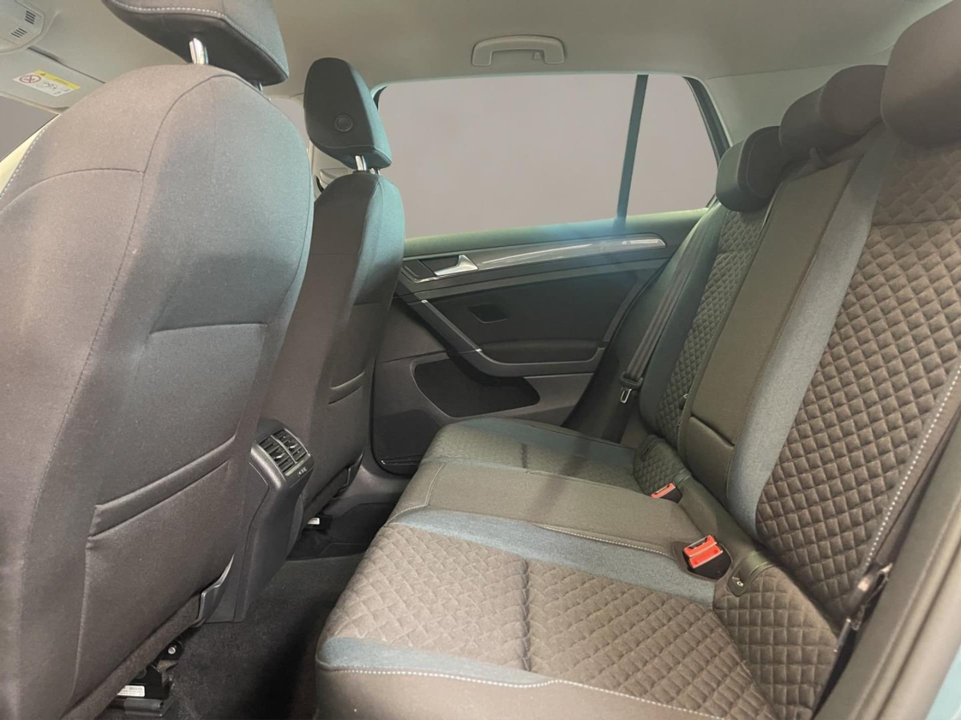 Volkswagen Golf IQ.DRIVE