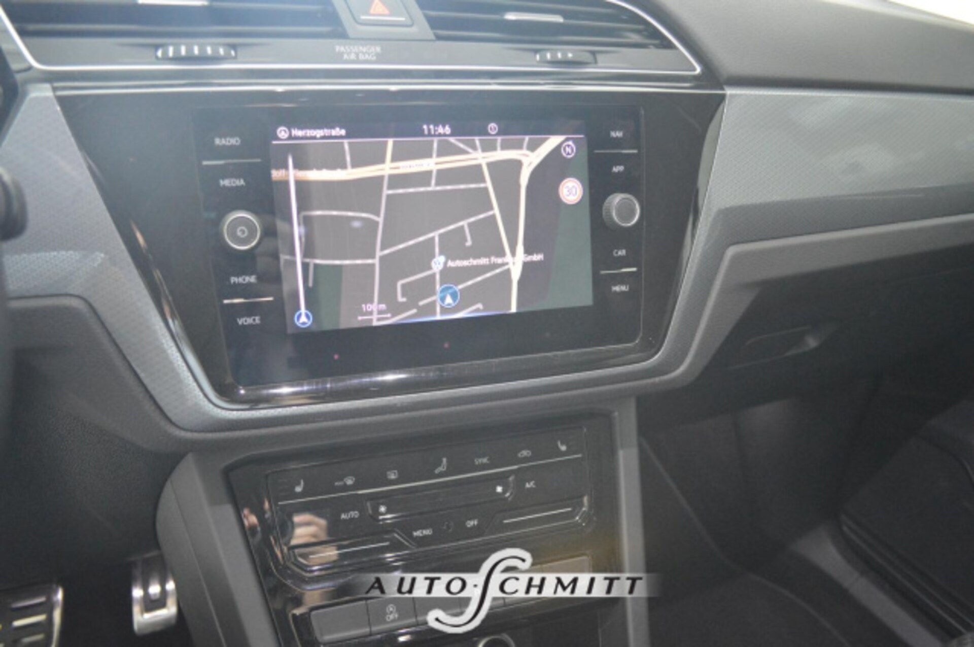Volkswagen Touran Active