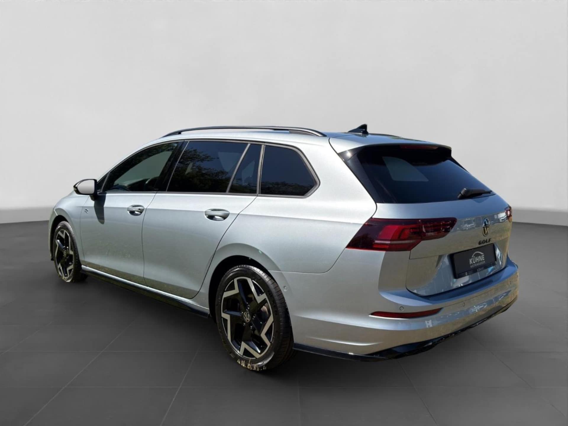 Volkswagen Golf Variant R-Line
