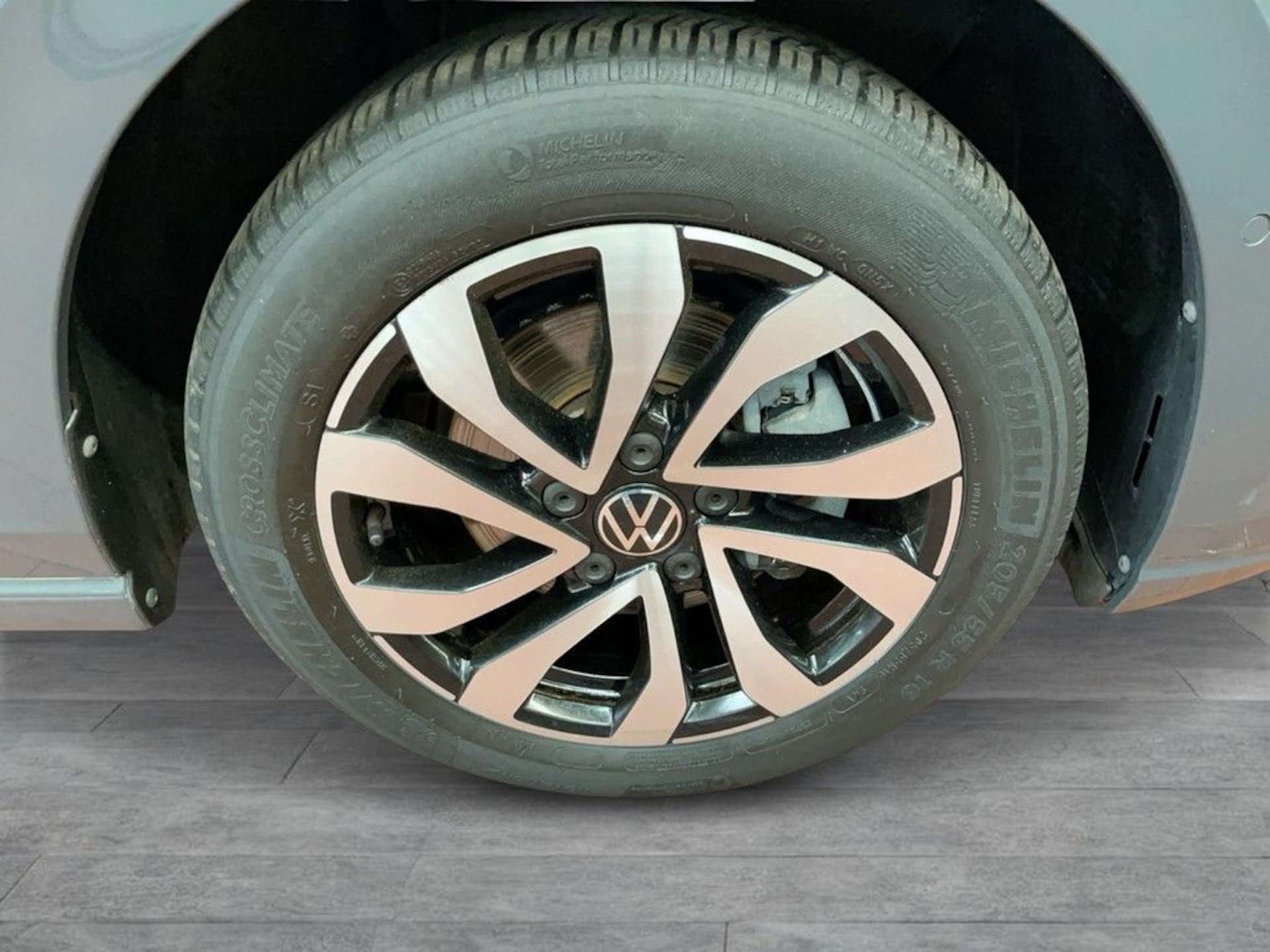 Volkswagen Golf Active