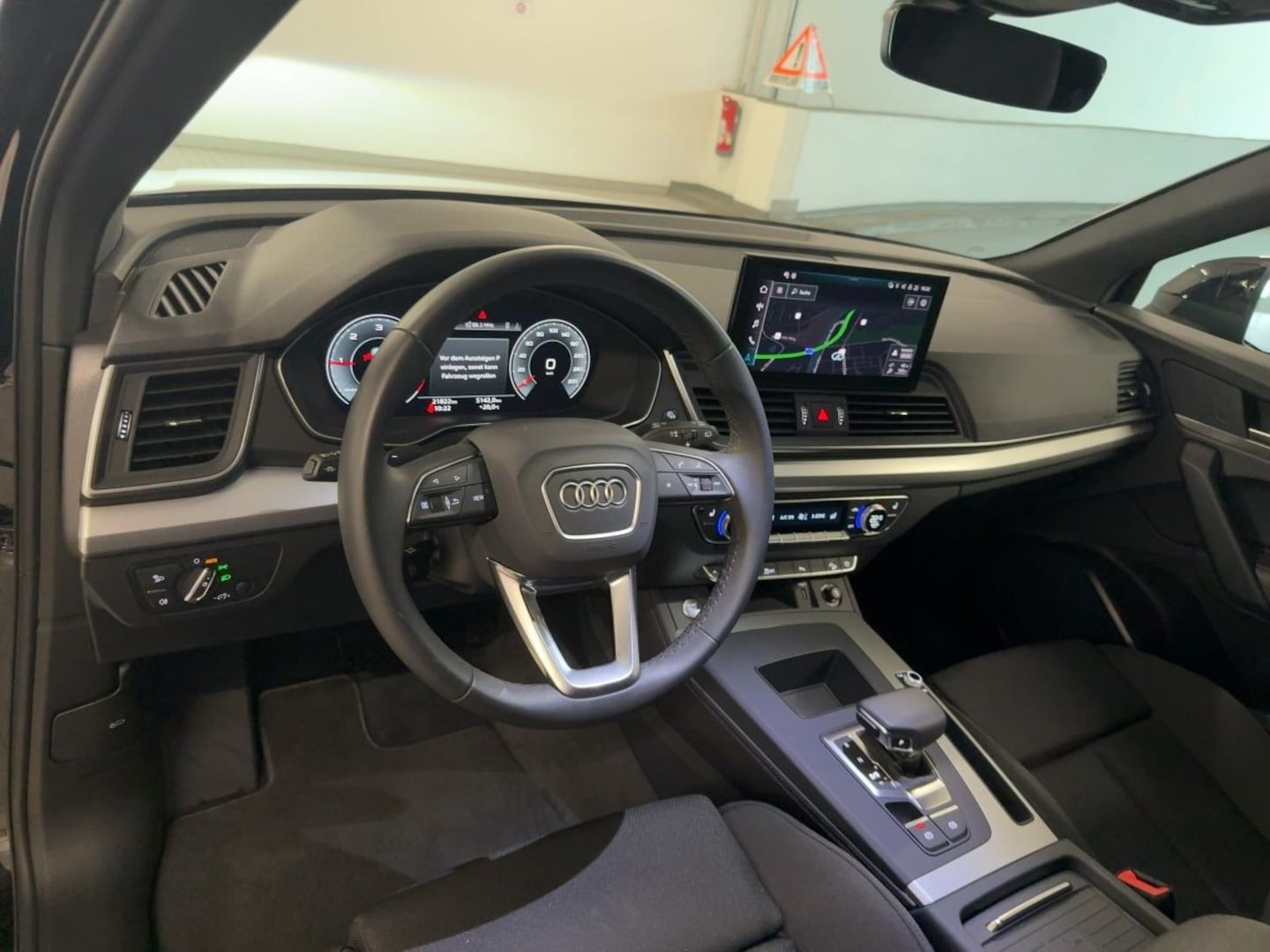 Bild über Audi Q5 35 TDI S tronic - für weitere Informationen kontaktieren Sie den Audi Partner