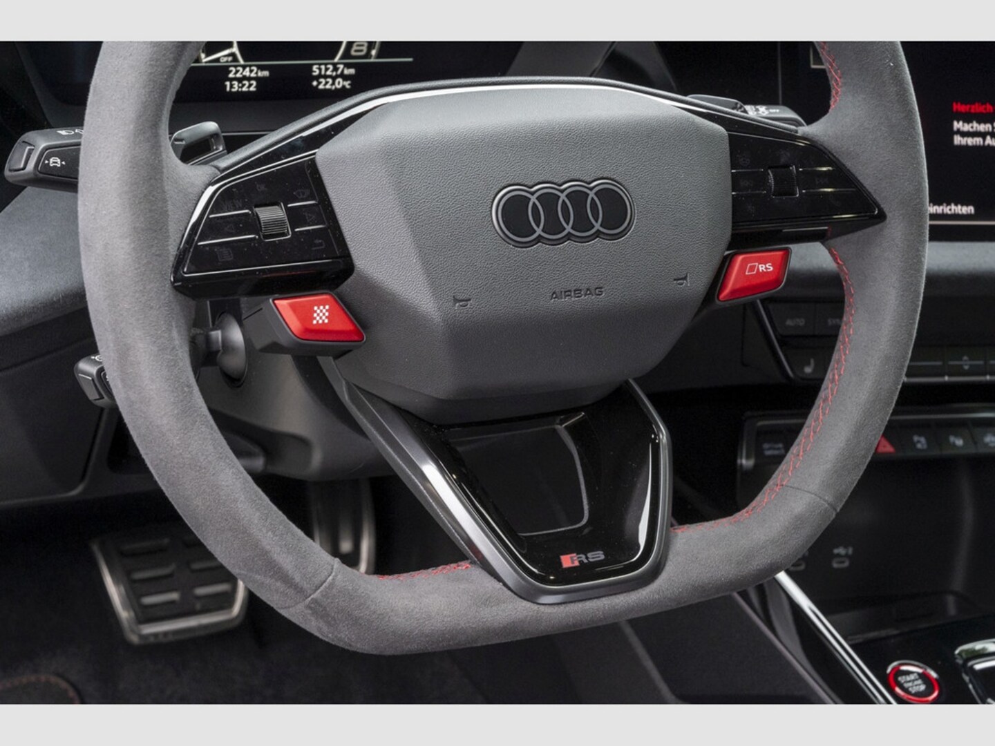 Bild über Audi RS 3 Sportback TFSI quattro 294 kW S tronic - für weitere Informationen kontaktieren Sie den Audi Partner