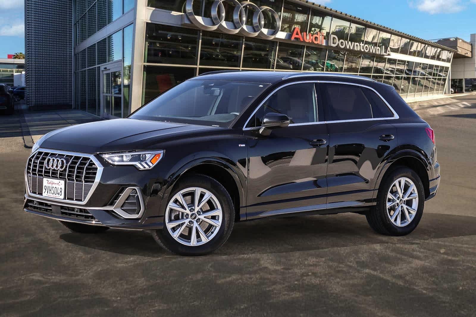 2025 Audi Q3 45 TFSI S Line Premium quattro's photo