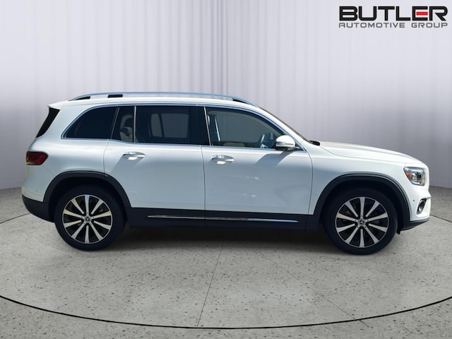 2023 Mercedes-Benz GLB 250