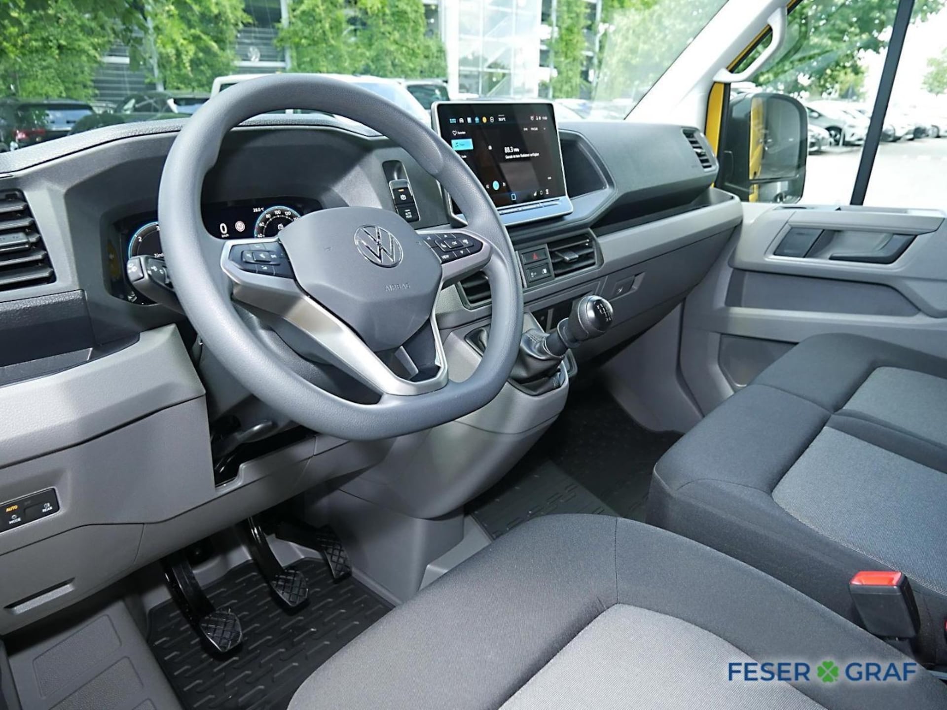 Volkswagen Crafter Kasten langer Radstand