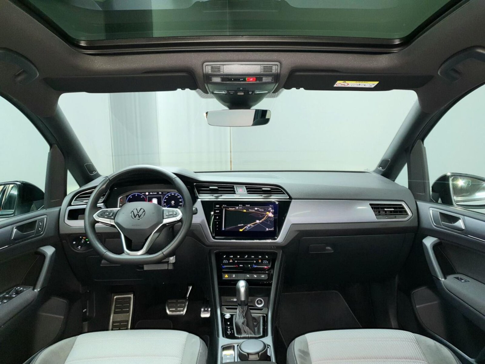 Volkswagen Touran – Bild 8